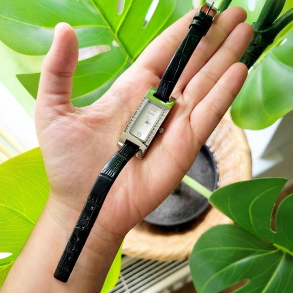 Classic Oasis Rhinestone Watch - Picture 7 of 12